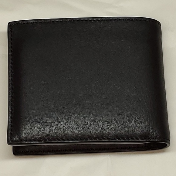 Star Wars X Coach 3-In-1 Wallet With Darth Vader. - Picture 4 of 6